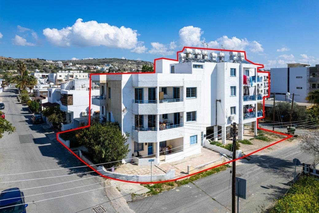 Residential building in Geroskipou, Paphos photo 2