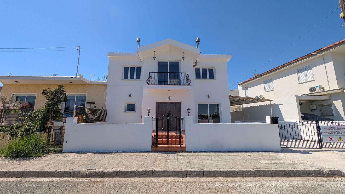 Three-Bedroom House in Meneou, Larnaca photo 1