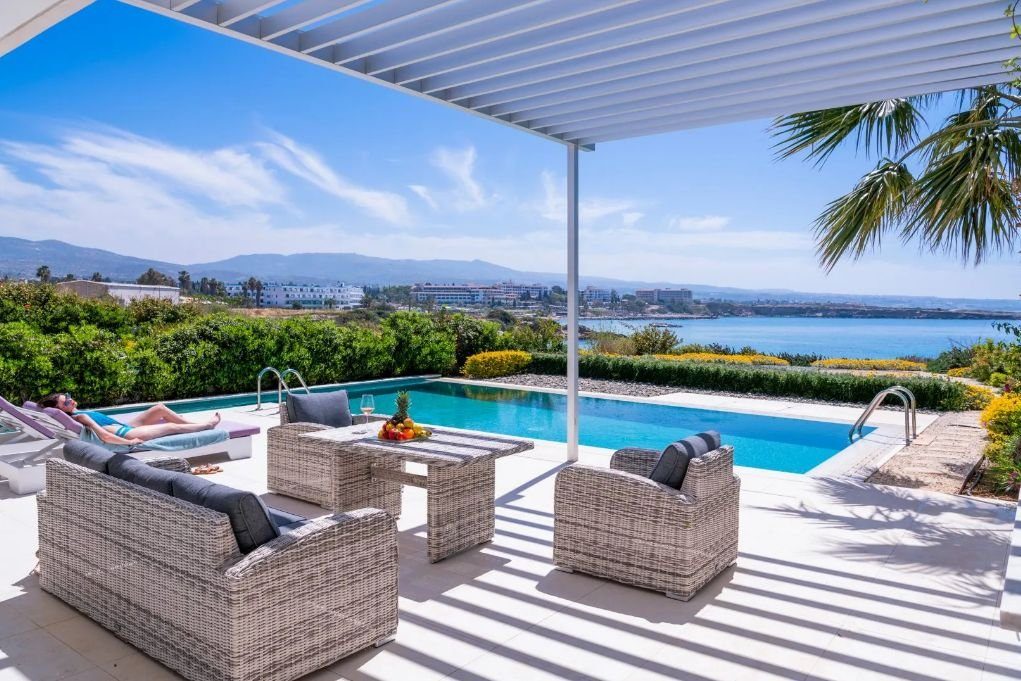 3 BR Villa in Pegeia photo 10