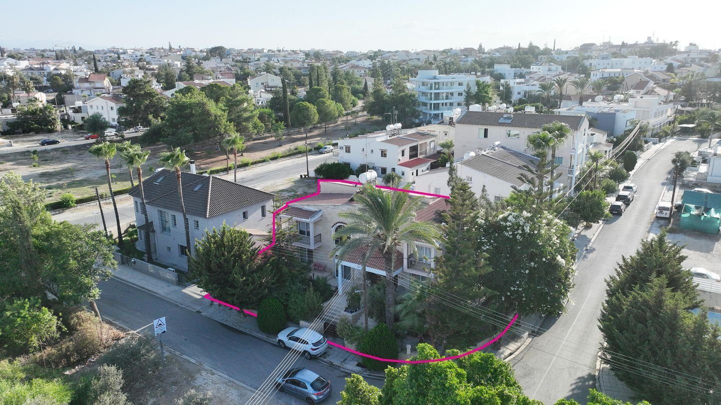 Three-bedroom house in Egkomi, Nicosia. photo 1