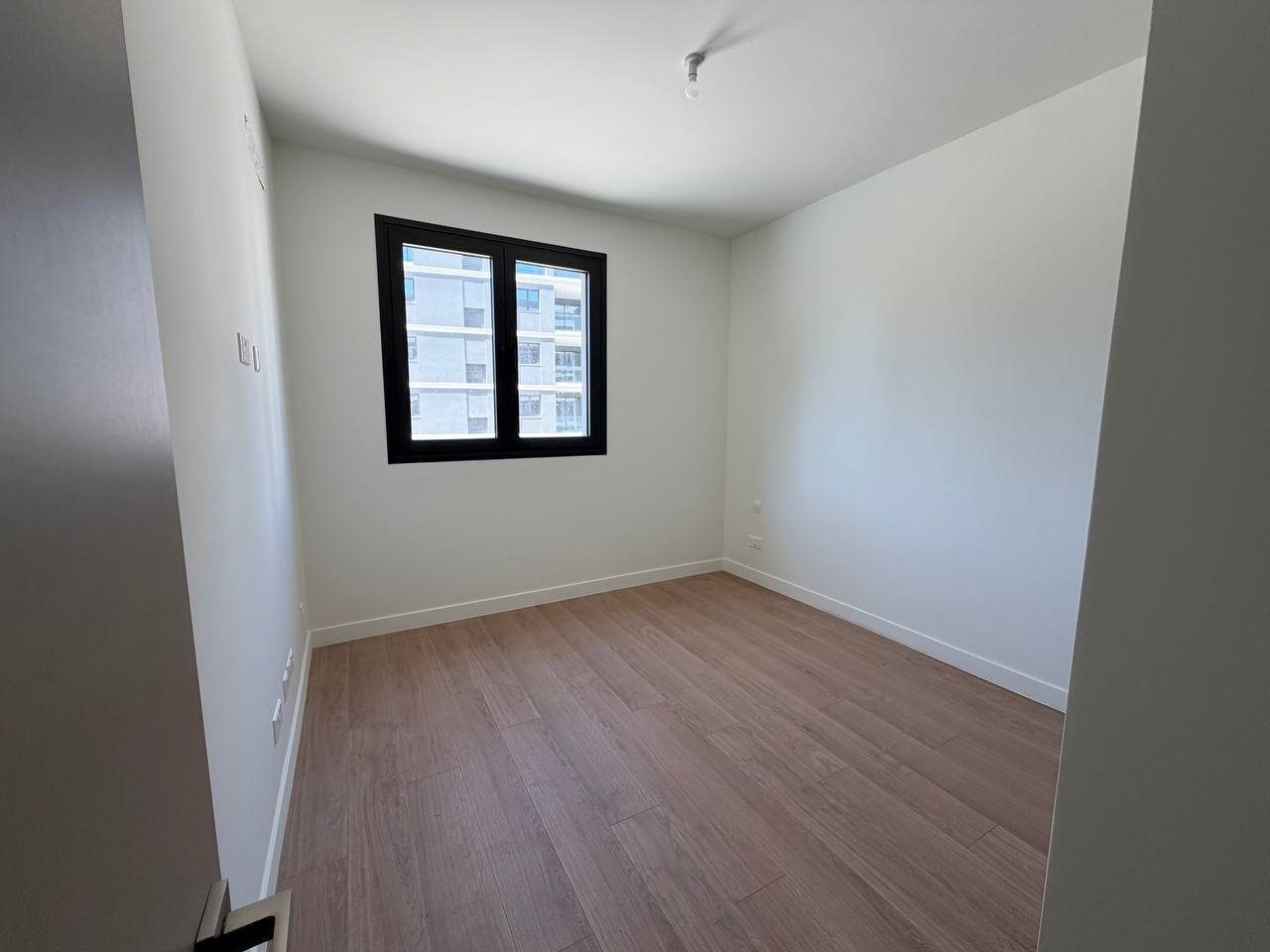 1 BR Apartment in Zakaki, Limassol photo 4