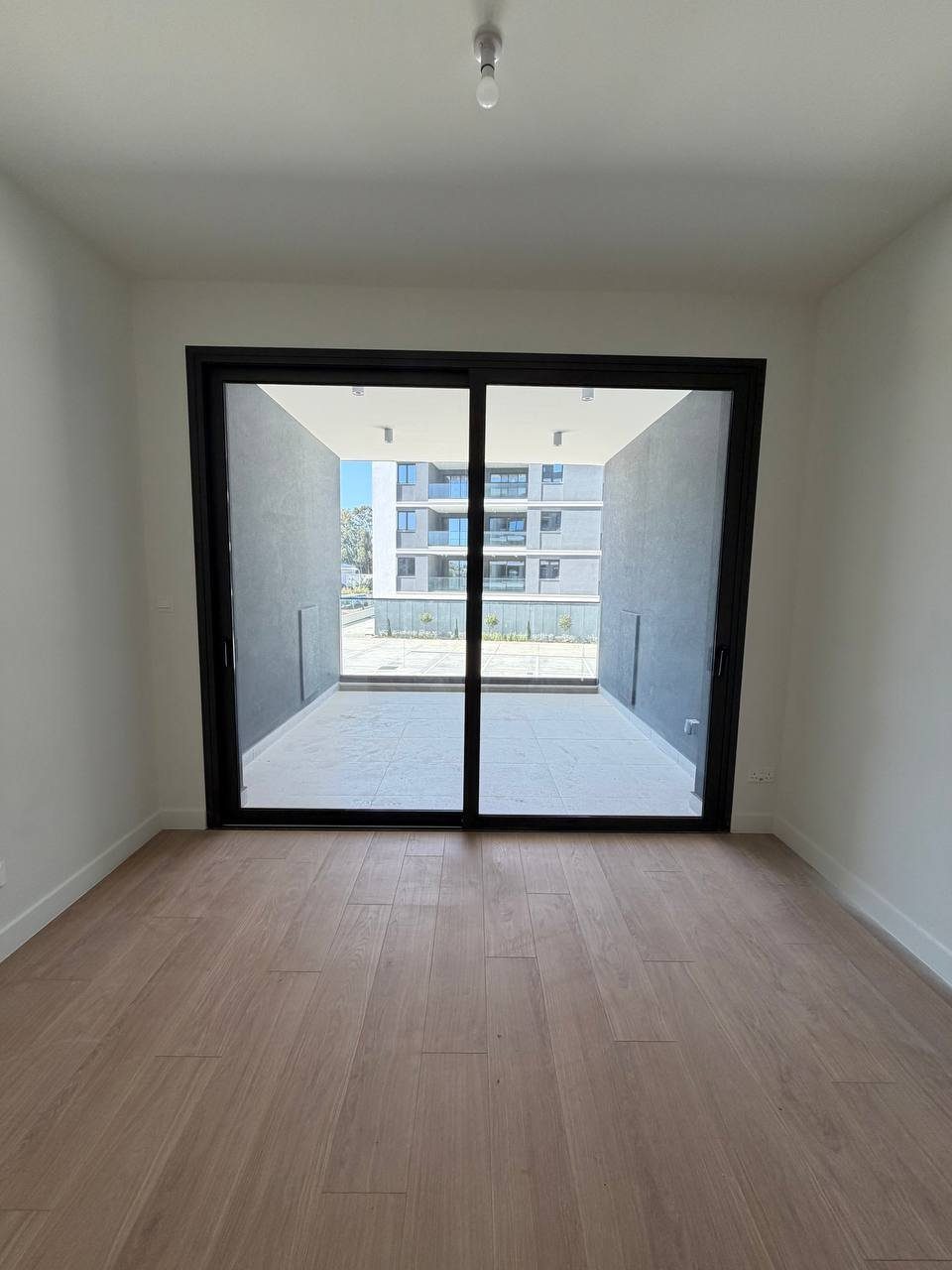1 BR Apartment in Zakaki, Limassol photo 6