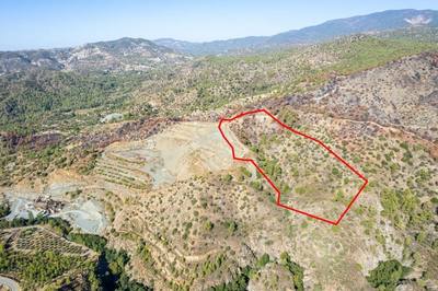Agricultural field in Pelendri, Limassol thumbnail 4