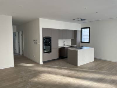 4 BR Apartment in the heart of Nicosia thumbnail 3