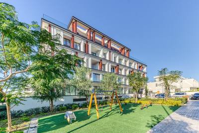 2 BR Apartment in Mesa Geitonia, Limassol thumbnail 16