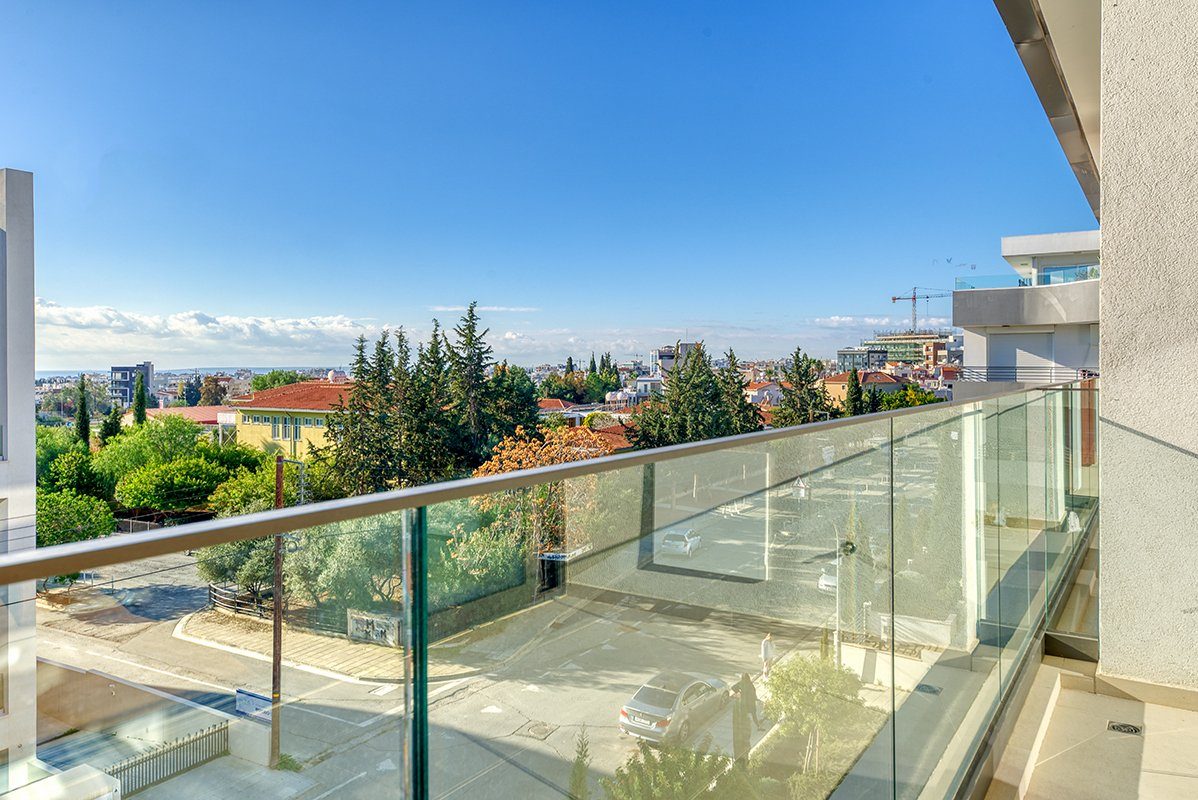 2 BR Apartment in Mesa Geitonia, Limassol photo 8