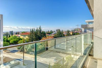 2 BR Apartment in Mesa Geitonia, Limassol thumbnail 8