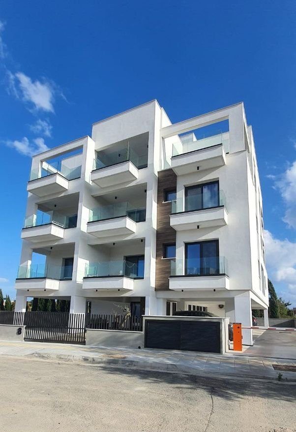 1 BR Apartment in Limassol — photo 7