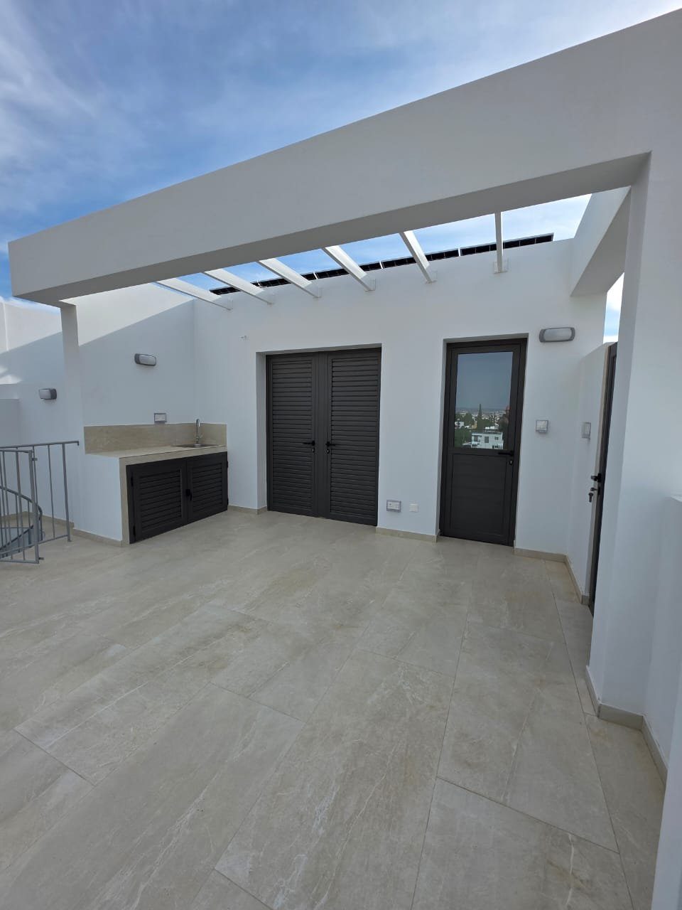2 BR Penthouse in Kokkines, Larnaca photo 12