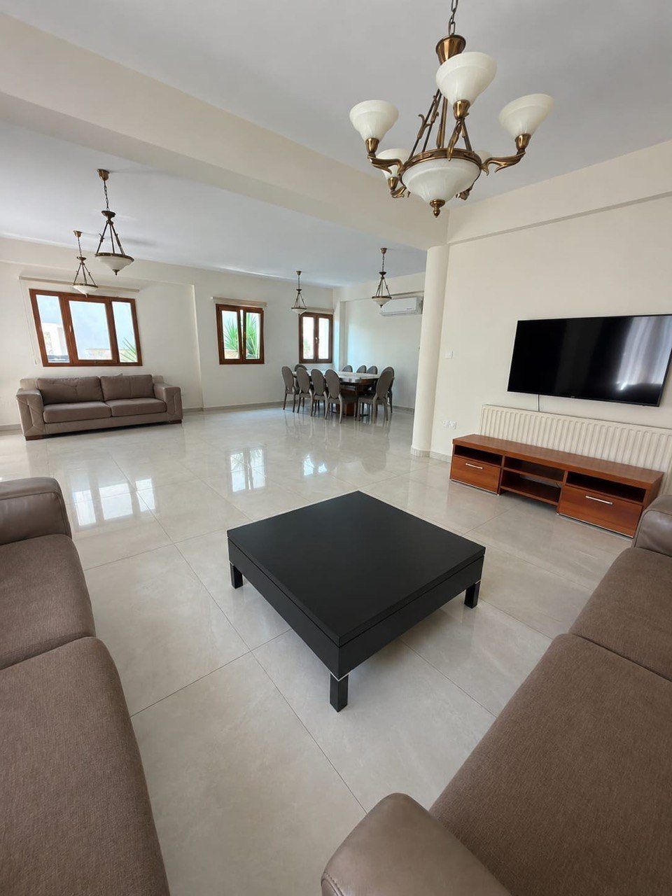 4 BR Villa in Agios Athanasios, Limassol