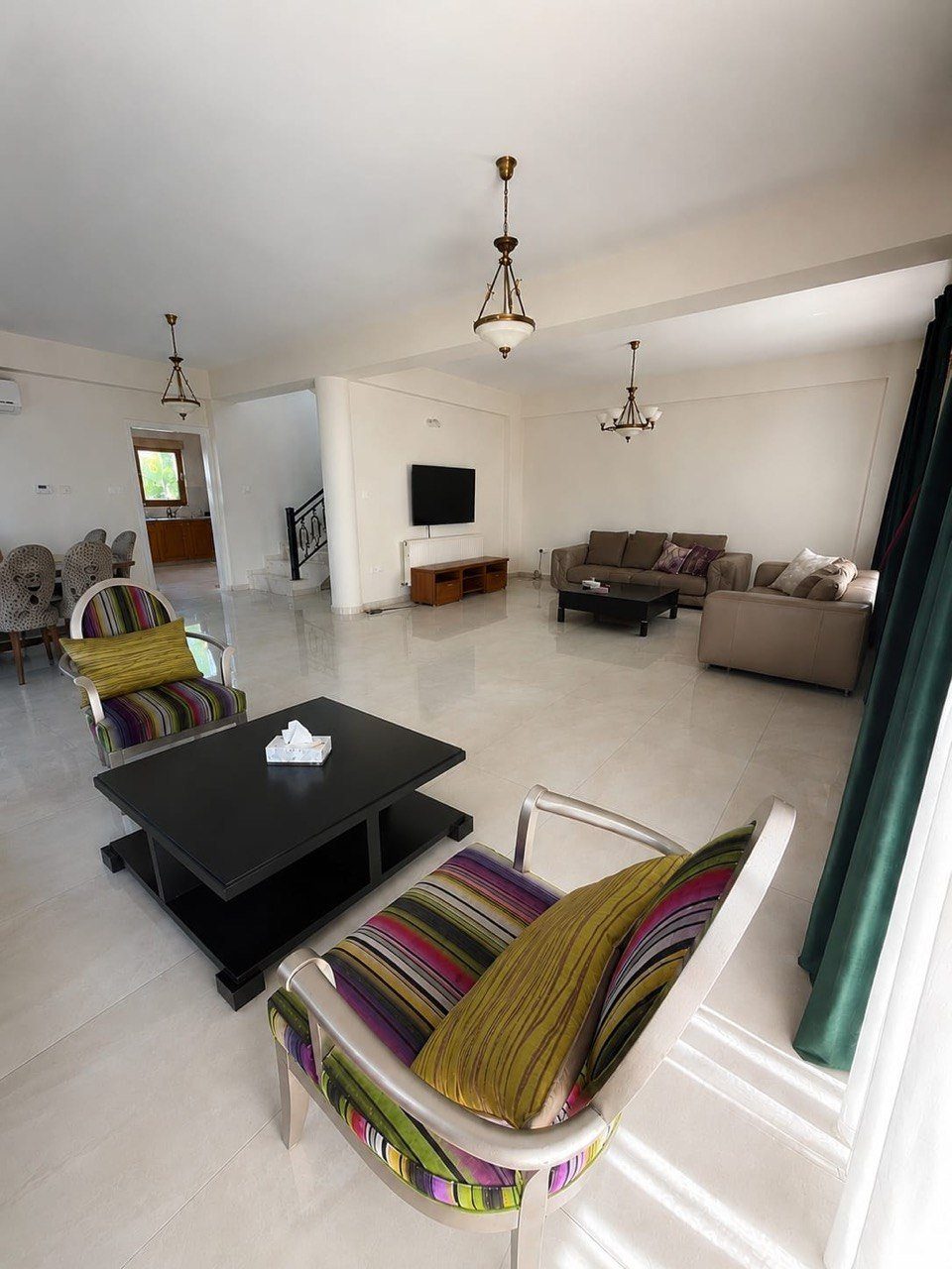 4 BR Villa in Agios Athanasios, Limassol photo 2