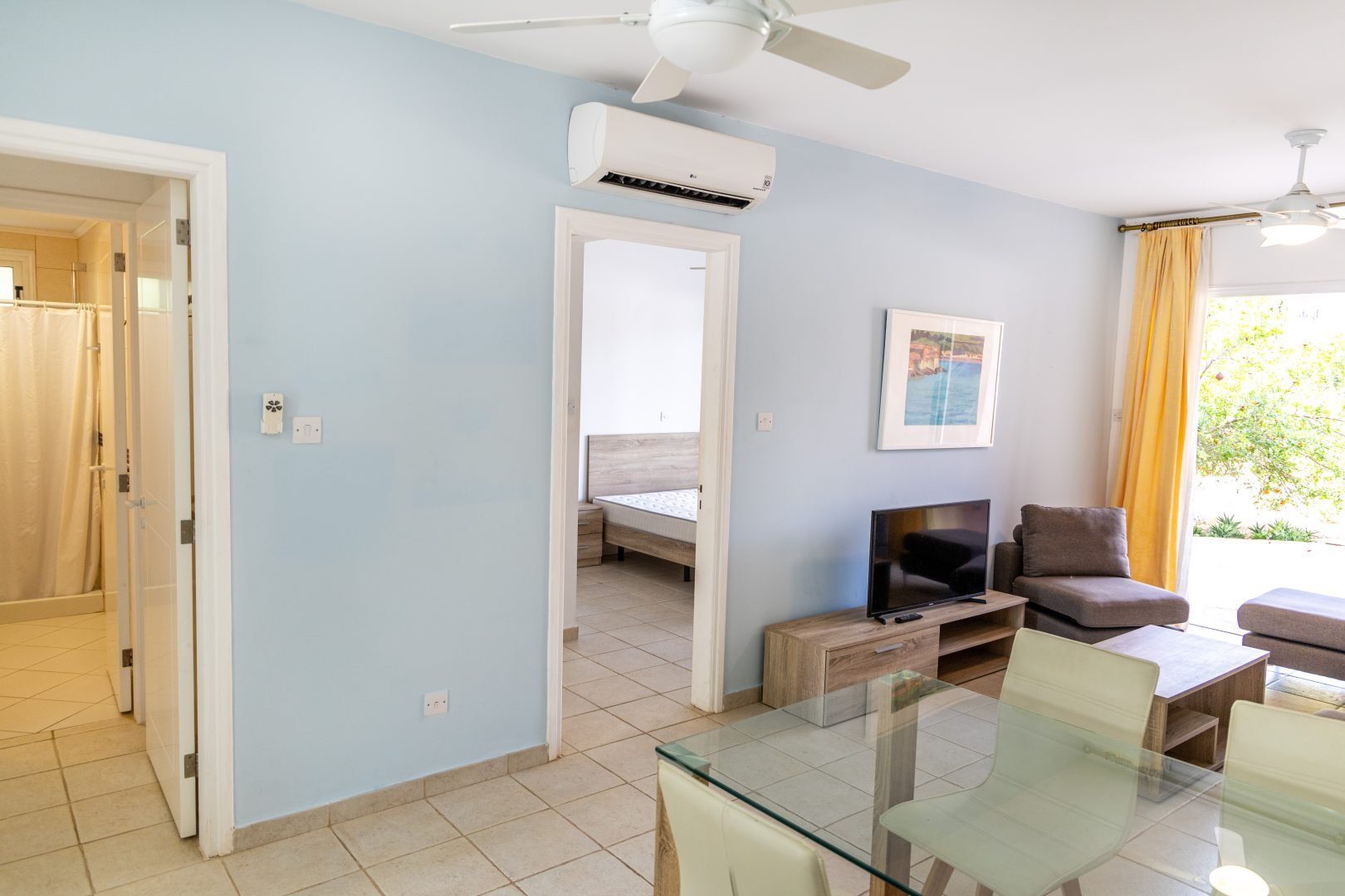 2 BR Apartment in Mandria, Paphos photo 3