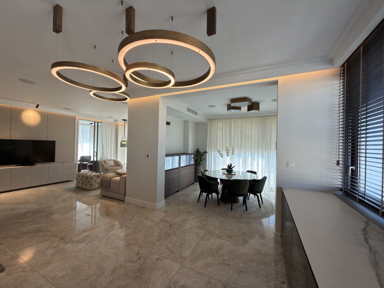2+1 BR Apartment in Neapolis, Limassol