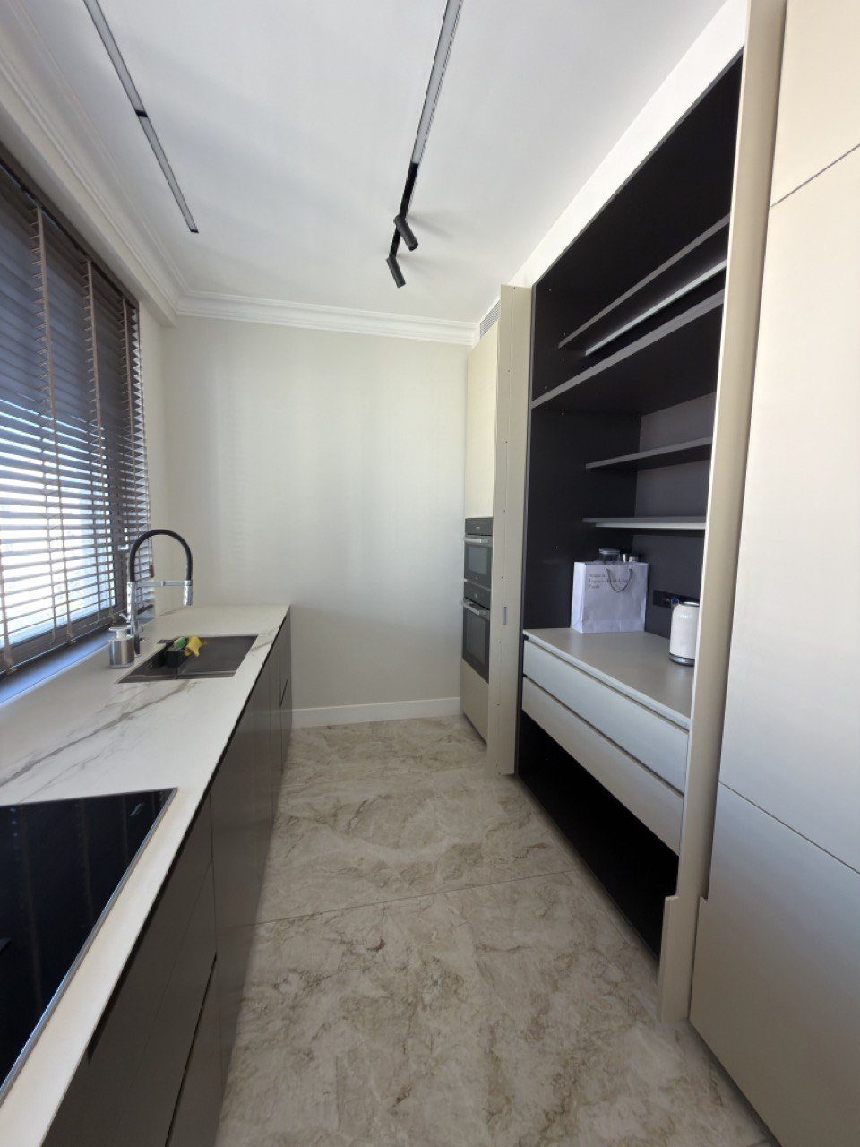 2+1 BR Apartment in Neapolis, Limassol — photo 3