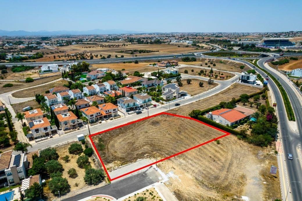 Shared residential field in Latsia, Nicosia photo 4