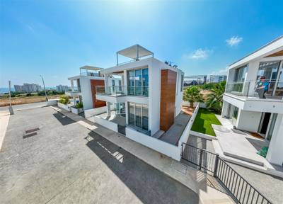 4 BR Villa in Protaras, Famagusta thumbnail 2