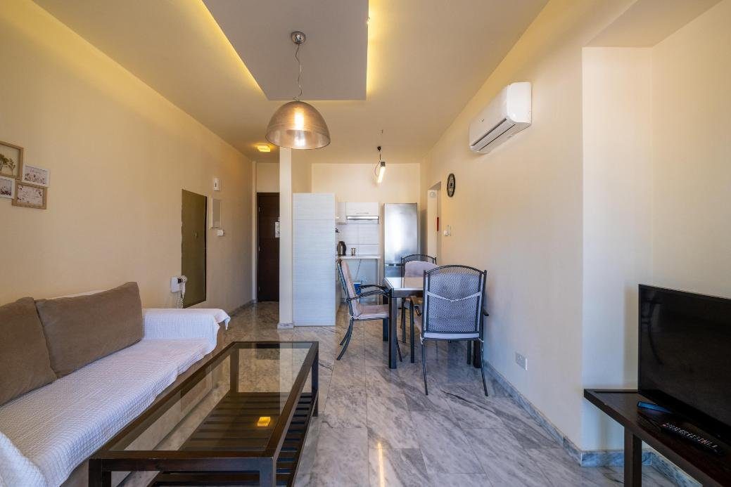 1-bedroom apartment with jacuzzi in Latchi, Paphos photo 14