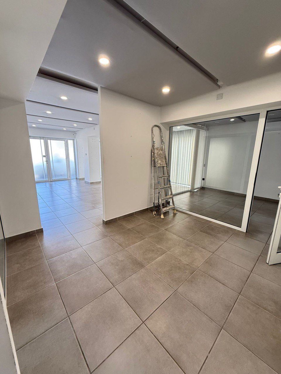 Office in Agios Nicolaos, Limassol — photo 4
