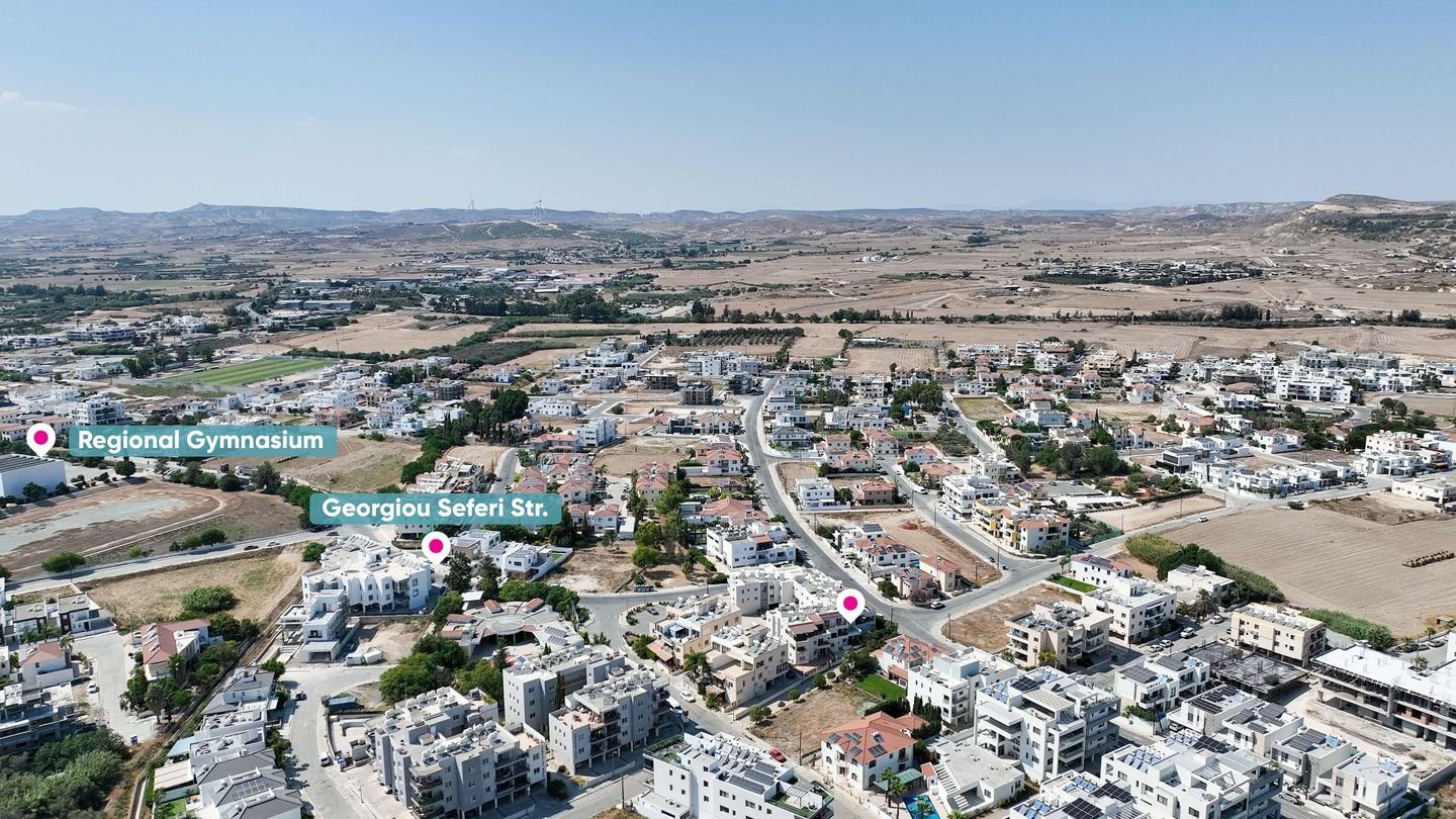 2 BR Apartment in Larnaca