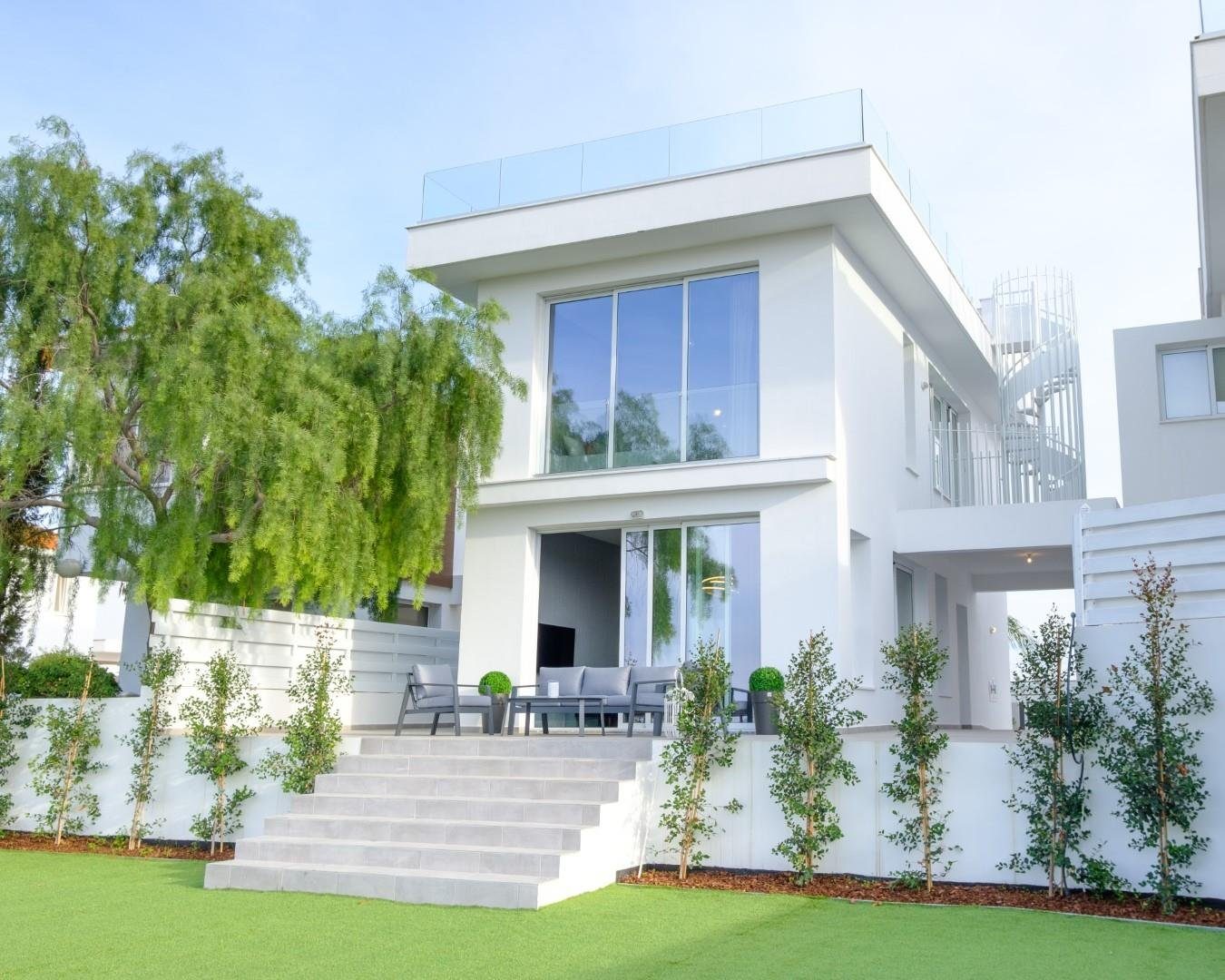 5 BR House in Dromolaxia, Larnaca