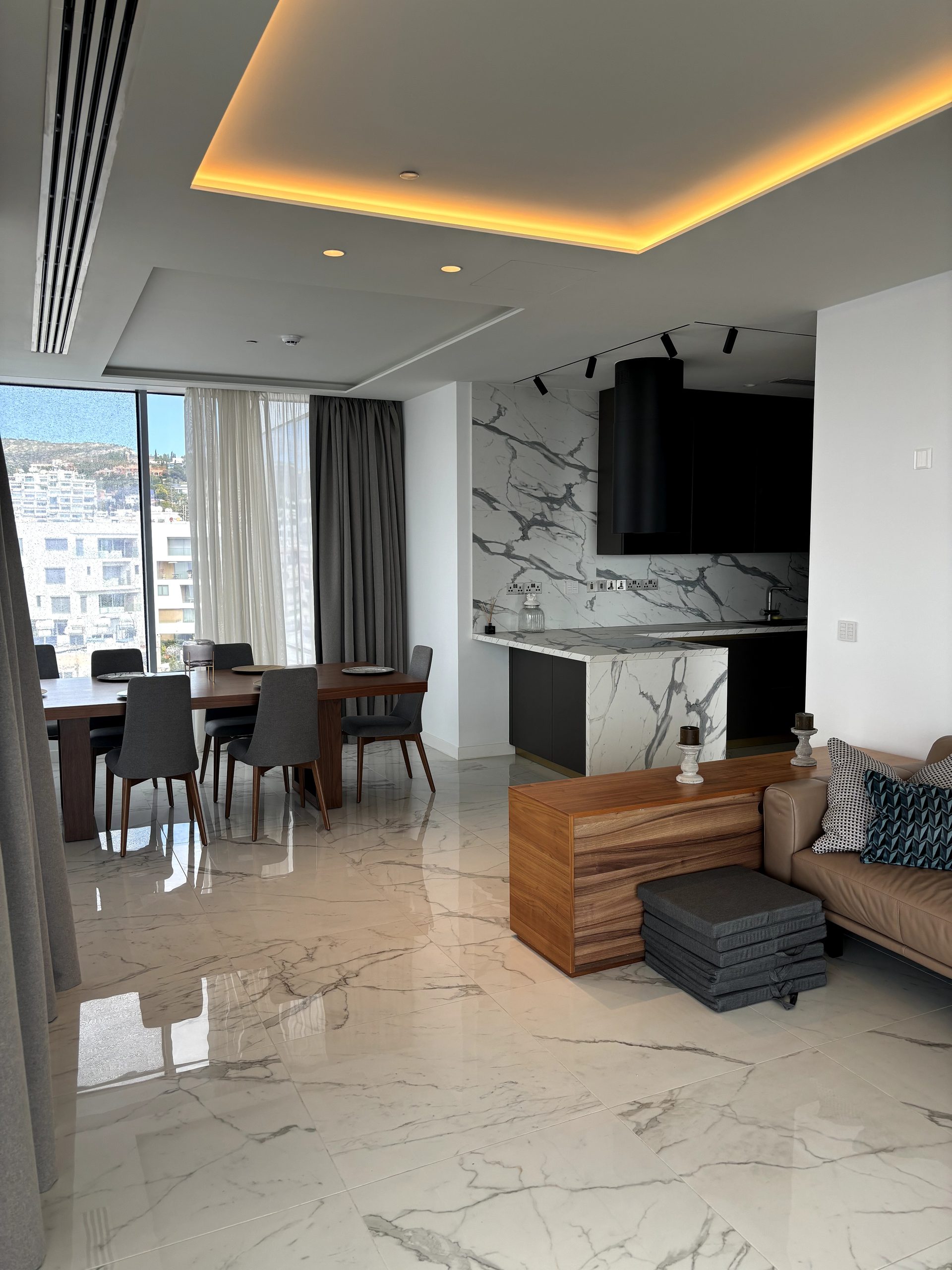 2 BR Beachfront Apartment in Agios Tychonas Tourist Area, Limassol photo 3