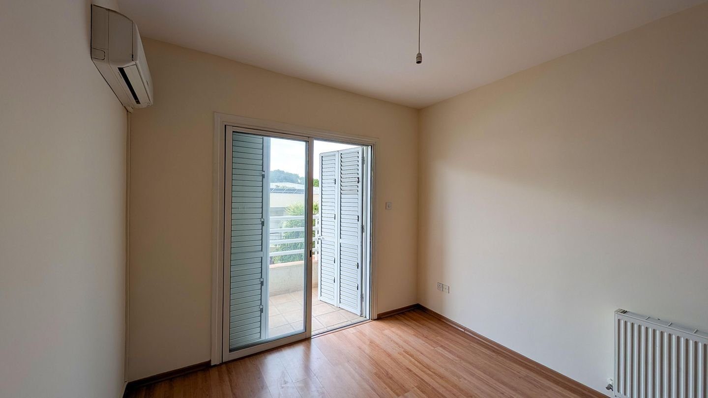 3 BR Apartment in Strovolos, Nicosia photo 12