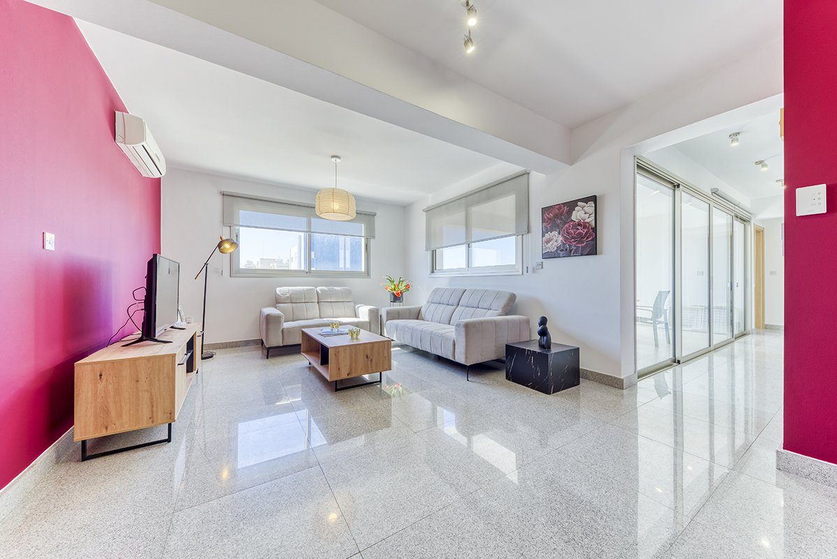 2 BR Apartment in Mesa Geitonia, Limassol — photo 2