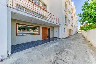 2 BR Apartment in Mesa Geitonia, Limassol thumbnail 17
