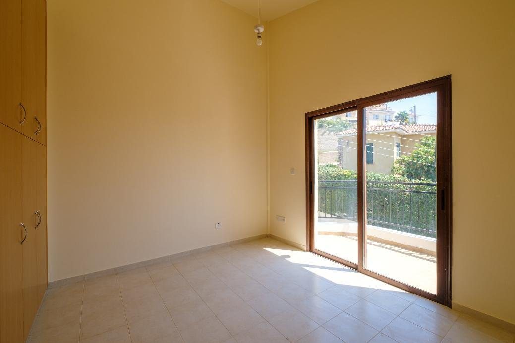 2 BR Detached house in Pegeia, Paphos photo 15