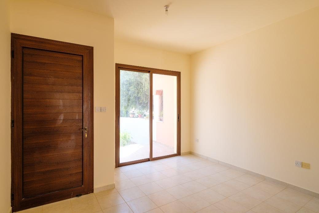 2 BR Detached house in Pegeia, Paphos photo 7