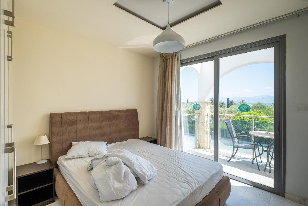 1-bedroom apartment in Latchi, Paphos photo 2