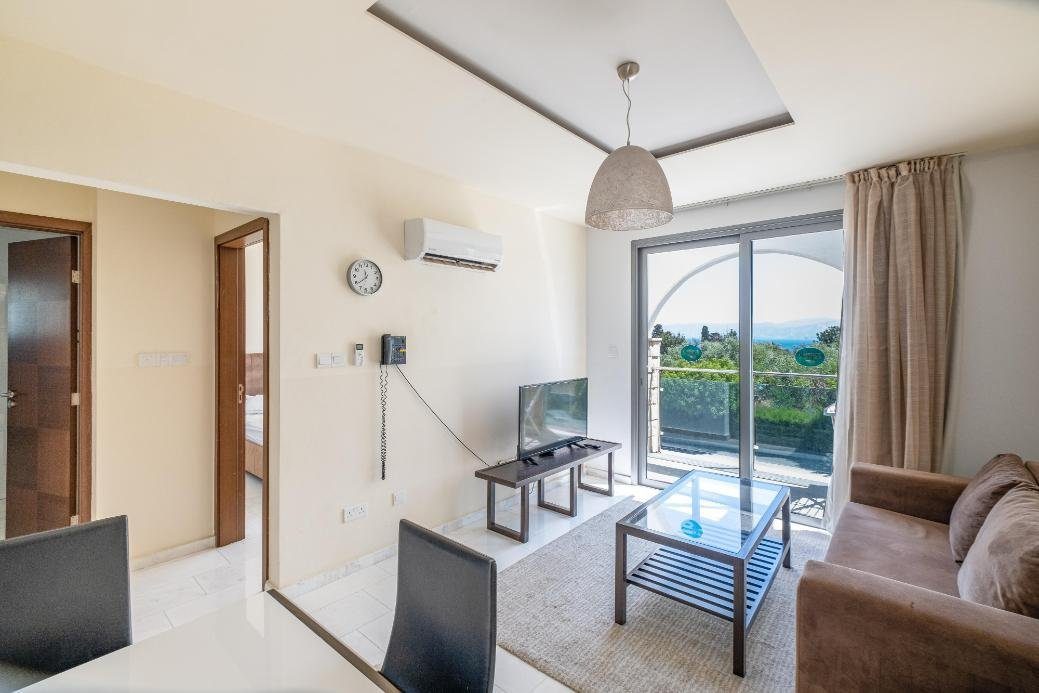 1-bedroom apartment in Latchi, Paphos photo 6