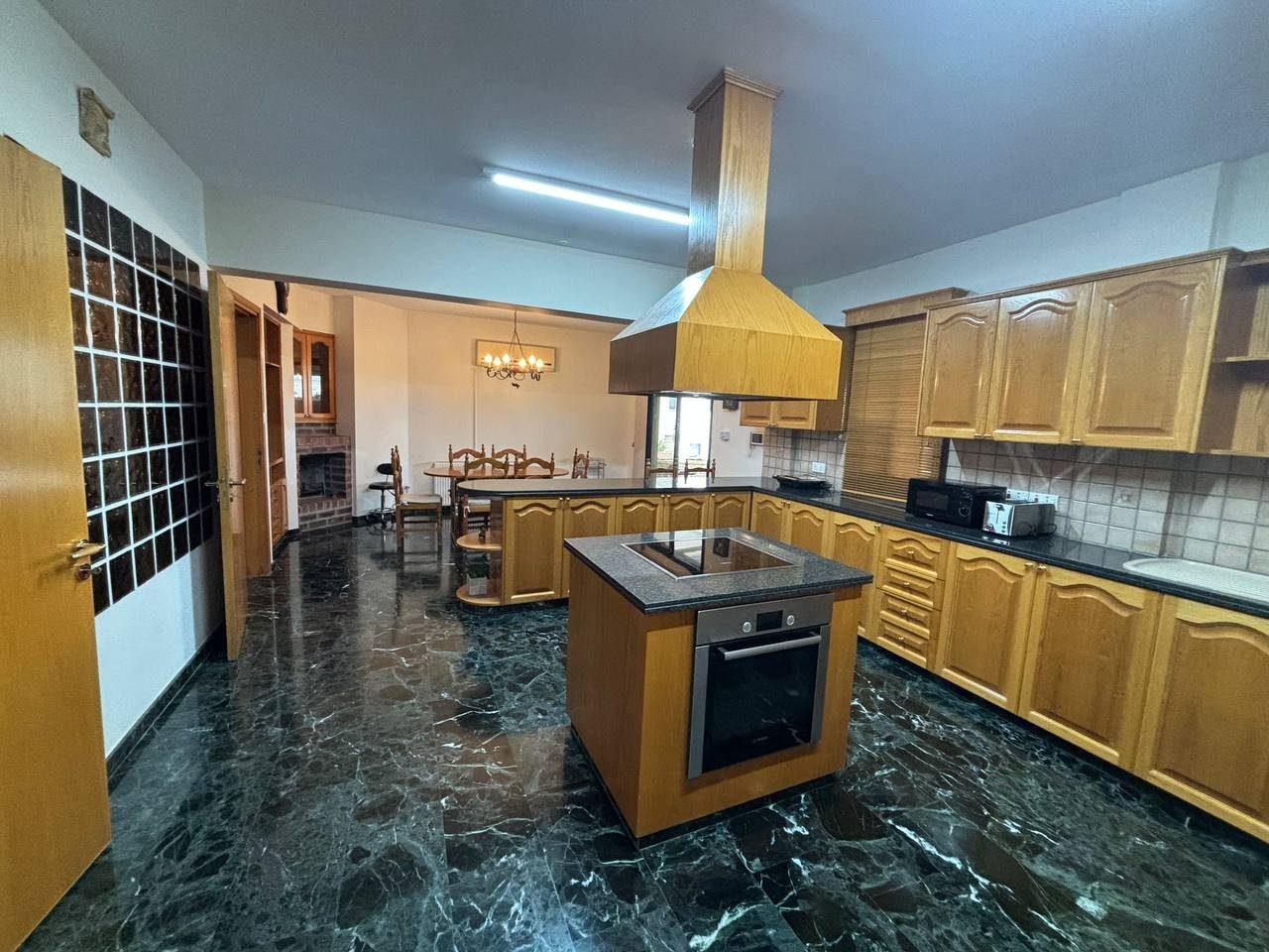 4 BR Villa in Ypsonas, Limassol — photo 2