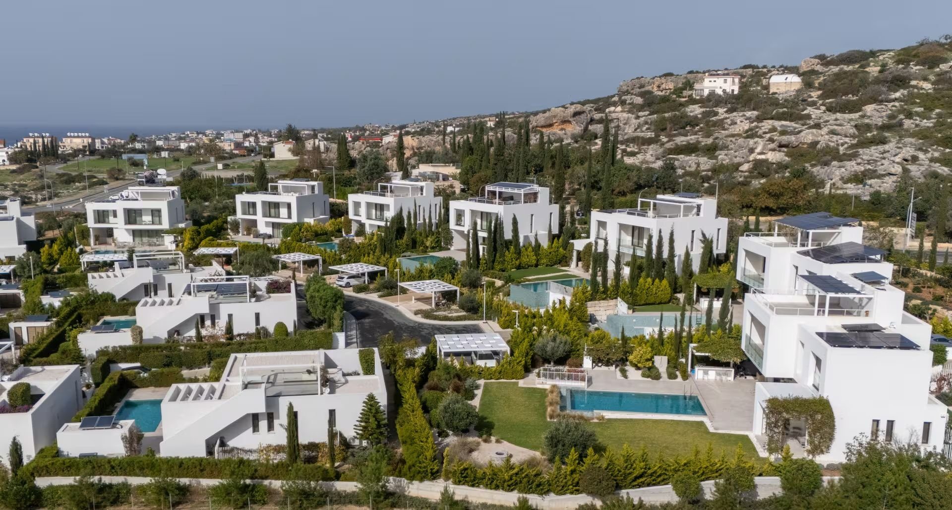 4 BR Villa in Pegeia, Paphos photo 9
