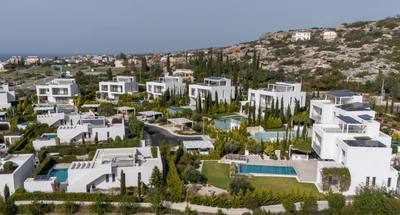 4 BR Villa in Pegeia, Paphos thumbnail 9