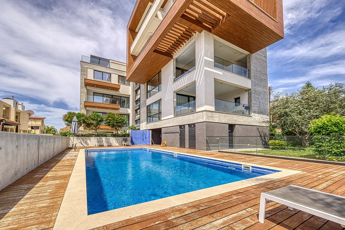 2 BR Apartment in Potamos Germasogeias, Limassol photo 19