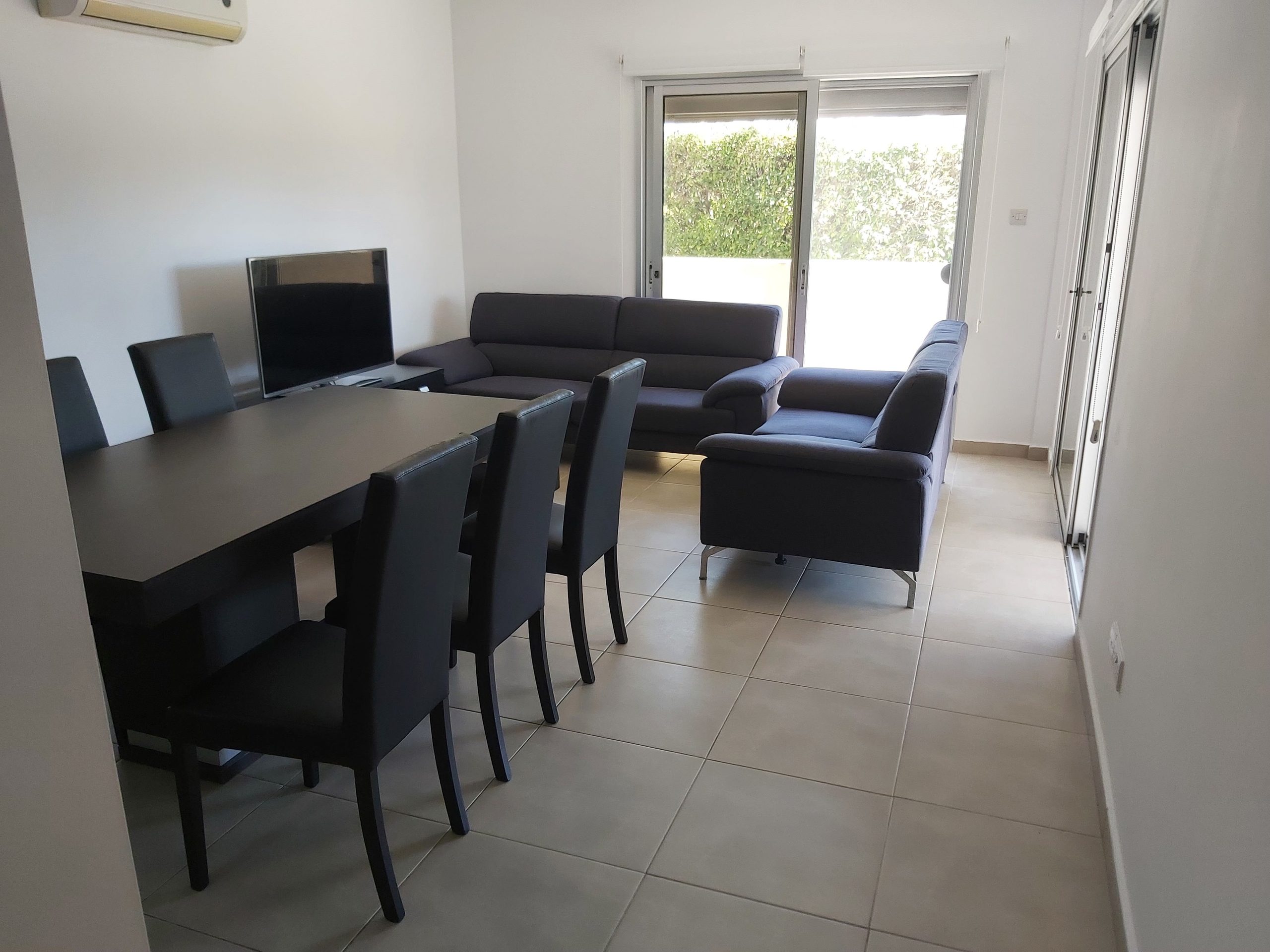 2 BR Apartment in Petrou Kai Pavlou, Limassol — photo 2