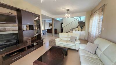 4 BR House in Polemidia, Limassol thumbnail 8