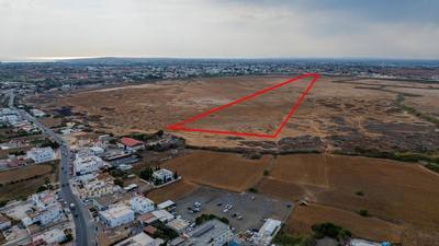 Shared field in Deryneia, Famagusta thumbnail 3