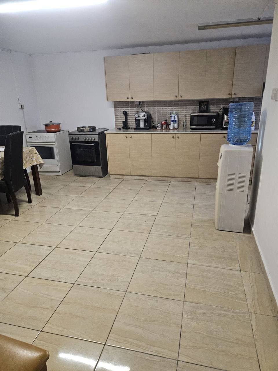 3-Floor Investment Property on 288 m² Plot in Kapsalos, Limassol photo 7