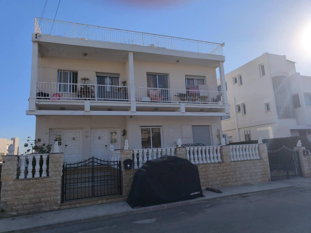 3-Floor Investment Property on 288 m² Plot in Kapsalos, Limassol photo 2