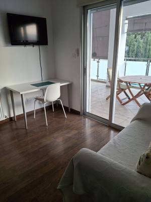 2-Bedroom Apartment in Germasogeia, Limassol thumbnail 3