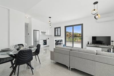 3 BR Penthouse in Parekklisia, Limassol thumbnail 3