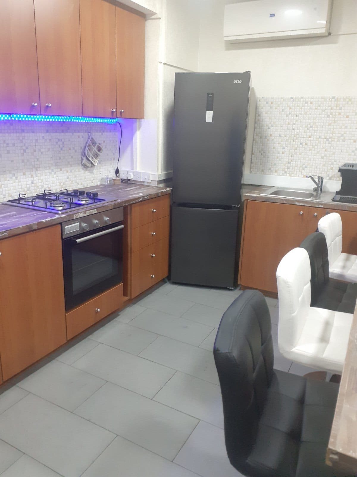 Multifunctional Investment Property with 2 Separate Units in Neapolis, Limassol photo 2