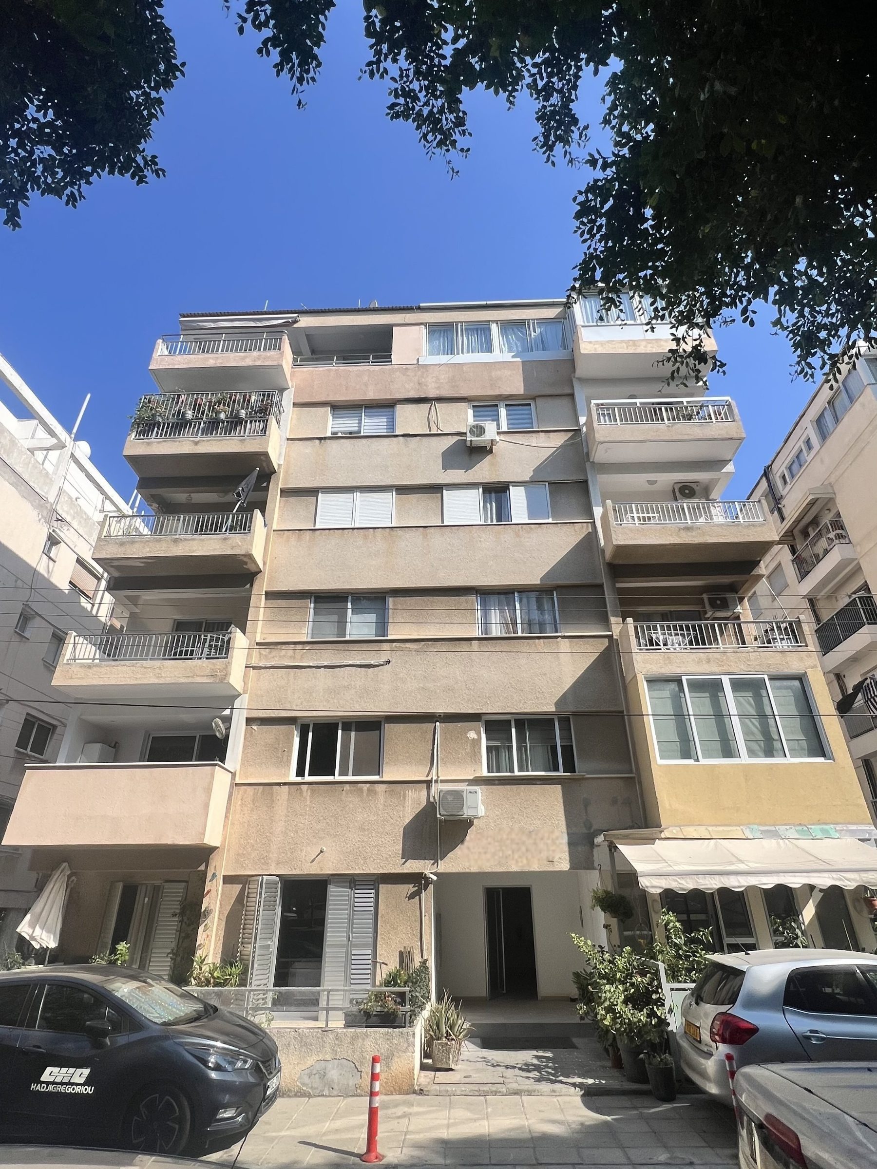 Multifunctional Investment Property with 2 Separate Units in Neapolis, Limassol photo 16