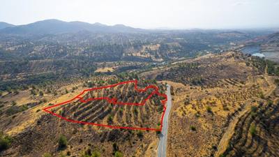 Fields in Agia Marina Xyliatou, Nicosia thumbnail 4