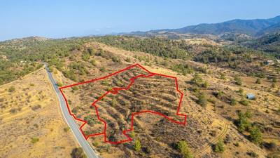 Fields in Agia Marina Xyliatou, Nicosia thumbnail 3