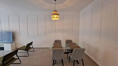 2 BR Entire-Floor Apartment in Agia Zoni, Limassol thumbnail 7