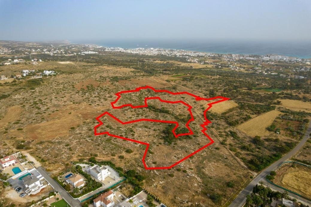 Shared agricultural field in Paralimni, Famagusta photo 1