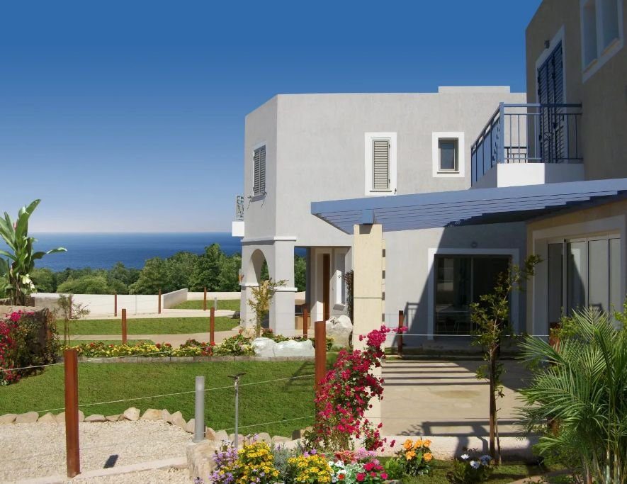 4 BR Villa in Chloraka photo 6